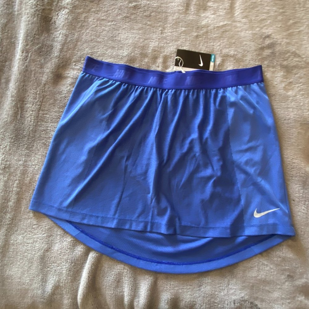 NWT Nike Skirt